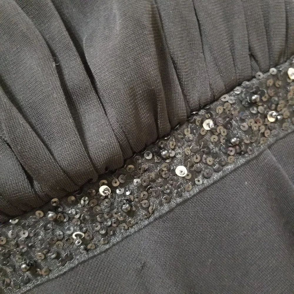 City Triangles black beaded